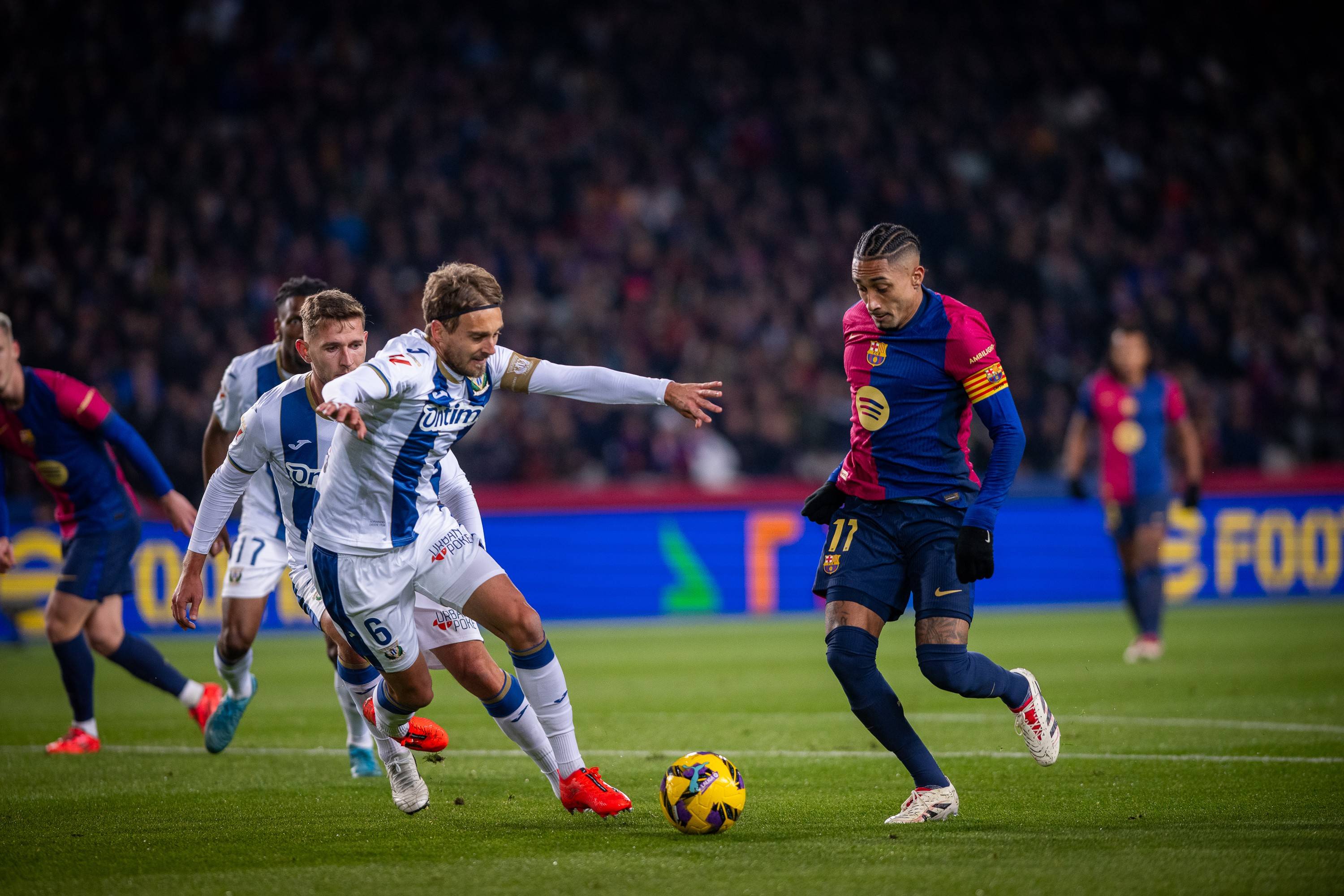 开云-德罗巴在切尔西比赛中惊险取胜,挺进下一轮引发热议!的简单介绍